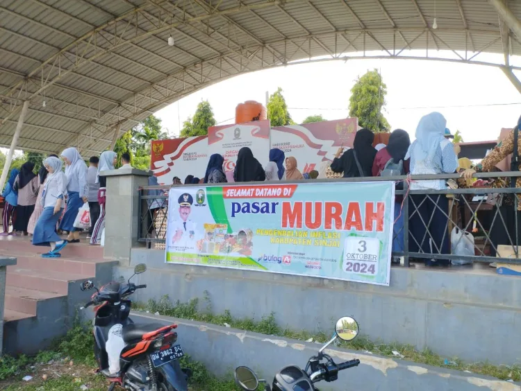 Dorong Pengendalian Inflasi, Pemda Gelar Pasar Murah Disanjung Warga Sinjai Tengah