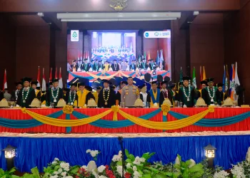 Kapolda Sulsel Beri Orasi Ilmiah 