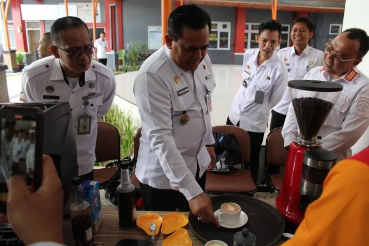 Kakanwil Kemenkumham Sulsel Tekankan Penguatan Tupoksi Pemasyarakatan di Lapas Kelas IIA Parepare