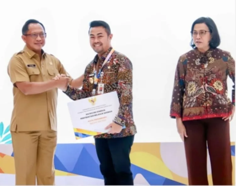 Versi Pj Walikota Pekanbaru: Penyaluran Bantuan Keuangan Parpol Tidak Ada Tumpang Tindih di Kemendagri