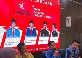 Kadis Parpora Mewakili  Bupati Barru Buka Dialog Kepemudaan di Baruga Singkerru Adae