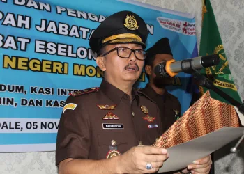 Kajari Morowali Utara Lantik Pejabat Eselon IV dan V di Kejaksaan Negeri Morowali Utara
