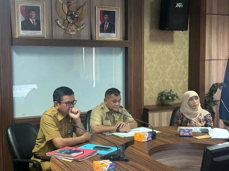 Didampingi Sekda, Pj Wali Kota Dumai T.R Fahsul Falah Hadiri Rapat Persiapan Apeksi