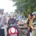 Sat Lantas Polres Parepare Bentuk Generasi Tertib Lalu Lintas : Helm Diatas Kepala!