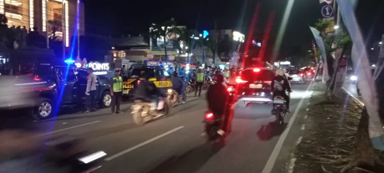 Satlantas Polrestabes Medan, Melaksanakan Pengaturan Arus Pada Saat Debat Publik Pertama Calon Walikota Dan Wakil Walikota Medan.