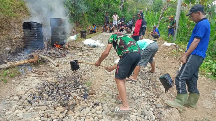 Era Prabowo Subianto, Rakyat di Plosok Bonto Sinala Swadaya Pengaspalan Jalan