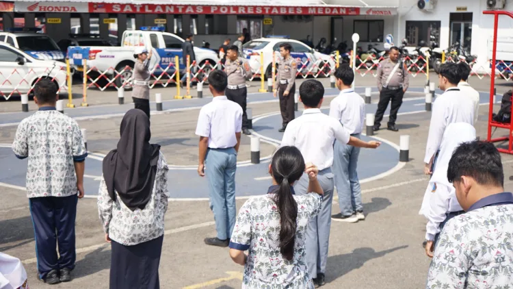 Satlantas Polrestabes Medan, Melaksanakan Kegiatan Pembinaan Patroli Keamanan Sekolah
