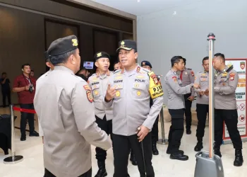Pastikan Aman, Kapolda Sulsel Tinjau Kesiapan Personel di Hotel Gammara Makassar