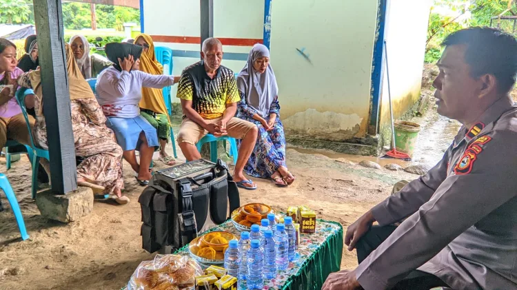 Warga Bukit Harapan Parepare Curhat ke Polsek Soreang, Tiang Listrik Rapuh dan Minimnya Bak Sampah