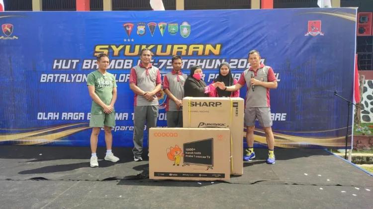 Syukuran HUT ke-79 Korps Brimob Polri: Batalyon B Pelopor Satuan Brimob Polda Sulsel gelar olahraga bersama TNI – Polri dan Pemkot parepare