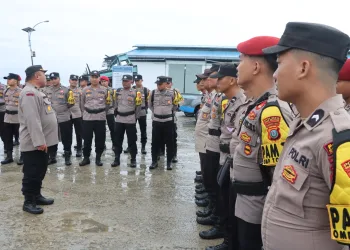 Kabag Ops Polres Nias Selatan Pimpin Apel Keberangkatan Personil Pengamanan TPS Untuk Wilayah Kepulauan Tello