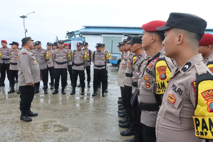 Kabag Ops Polres Nias Selatan Pimpin Apel Keberangkatan Personil Pengamanan TPS Untuk Wilayah Kepulauan Tello