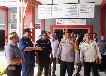 PJ Walikota Parepare Didampingi Forkompinda Tinjau TPS 901 di Lapas IIA Parepare