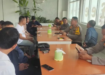 Kapolres Majene Jum’at Curhat Bersama Para Awak Media