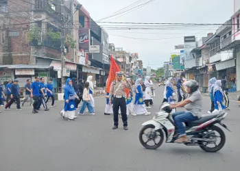 Satlantas Polres Parepare dukung Kelancaran Jalan Santai Klinik Utama Aisyiyah Sitti Khadijah