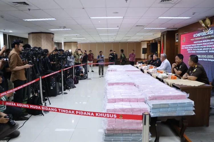 Kejaksaan Agung Sita Rp288 Miliar Terkait TPPU PT Duta Palma, Oknum Mantan Bupati Belum Ditangkap?