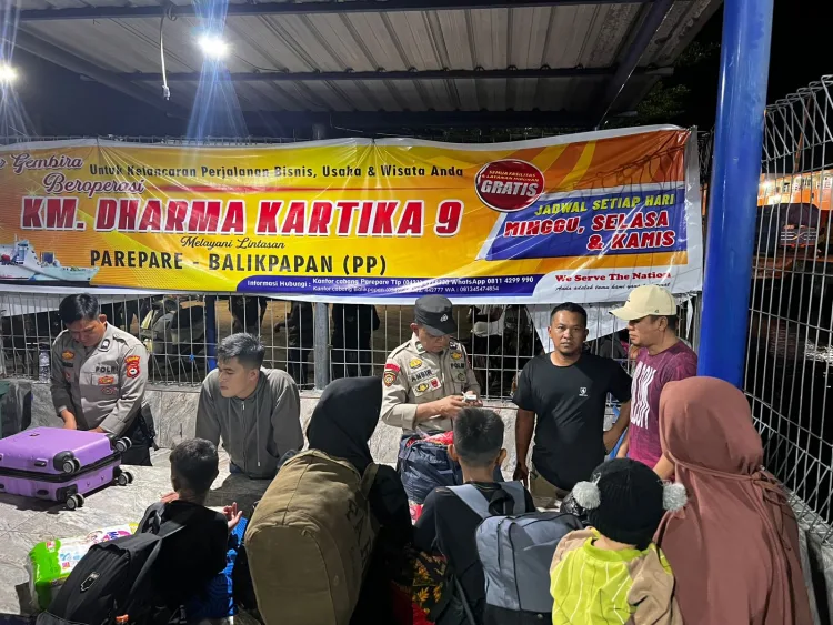 Antisipasi Barang Ilegal Masuk, Polsek KPN Polres parepare Perketat Pemeriksaan