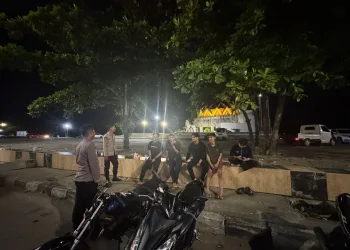 Polsek Bacukiki Gelar PMK, Pastikan Situasi Aman di Sabtu Malam