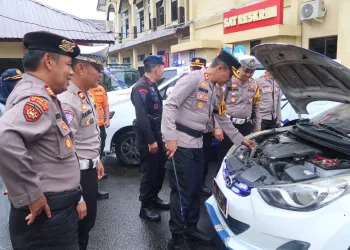 Kapolres Parepare Pimpin Apel Gelar Pasukan Operasi Lilin 2024, Dihadiri Unsur Forkopimda Parepare.