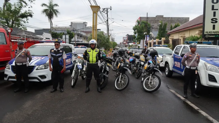 Kapolres Parepare Pimpin Apel Pengamanan Malam Pergantian Tahun