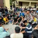 Kapolda Sulbar Duduk Bersama Massa Unjuk Rasa, Yakinkan Mahasiswa Persoalan Diselesaikan!