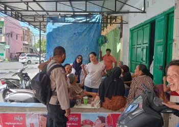 Jaga Kerukunan, Bhabinkamtibmas Polsek Soreang Rutin Kunjungi Warga
