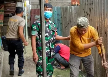 Polsek KPN Parepare Libatkan Personel Jaga Kebersihkan Lingkungan