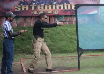 Danyon B Pelopor Satuan Brimob Polda Sulsel Antusias Ikuti Perlombaan Menembak IPSC Level I