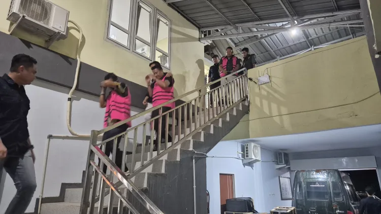 Tangkap Mantan Bupati Morowali Utara