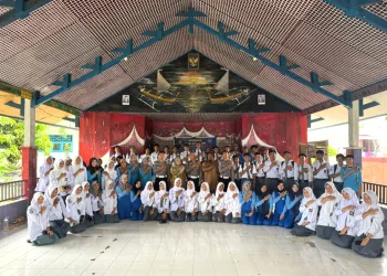 Polres Majene Sosialisasikan Keselamatan Berlalu Lintas Kepada Siswa SMAN 2 Majene