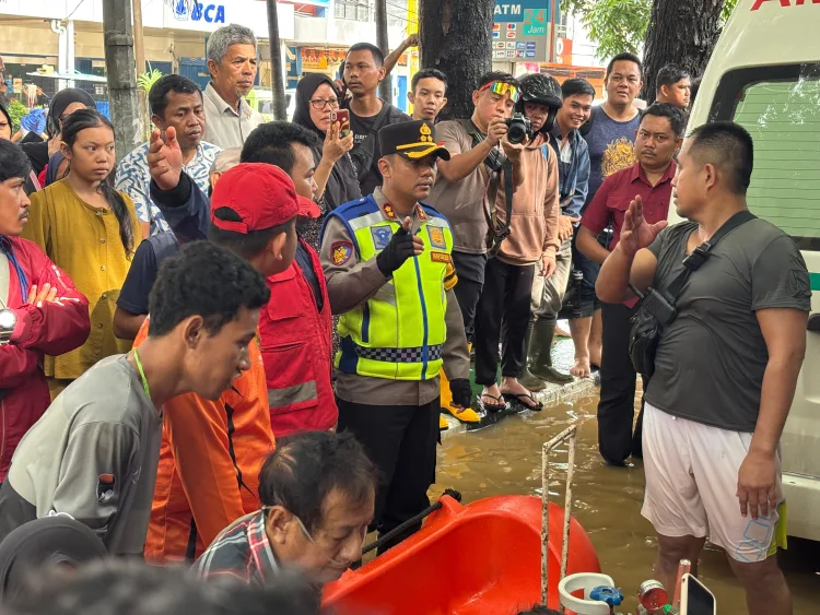 Warga Apresiasi Polres Maros Sigap Berikan Pelayanan Di Lokasi