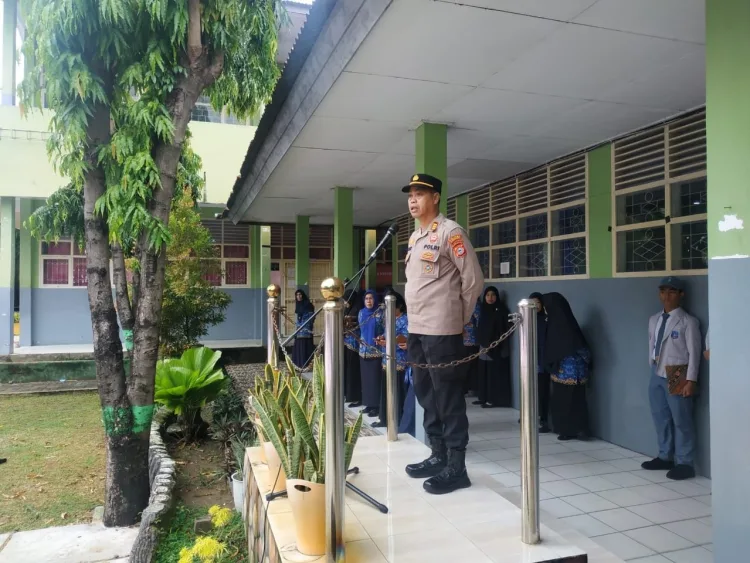 Sosialisasi Penerimaan Anggota Polri 2025 dan Edukasi Kamtibmas di SMA Negeri 1 Parepare