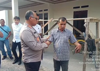Kapolrestabes Medan Sambangi Kediaman Loper Koran Korban Percobaan Begal