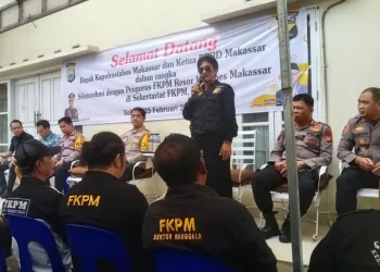 KAPOLRESTABES DAN KETUA DPRD MAKASSAR KUNJUNGI SEKERTARIAT FKPM RESOR KOTA BESAR MAKASSAR