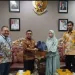 Direktur UT Bangun Silaturahmi Dengan Bupati Majene