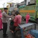 Kapolres Parepare Kembali ” Turun Ke jalan “, Berbagi Kegembiraan Jelang Berbuka Puasa Melalui Aksi Berbagi Takjil