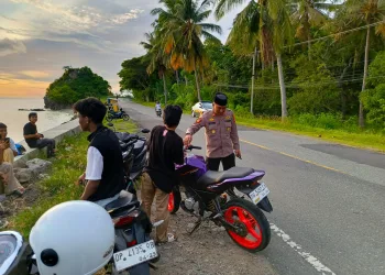 Antisipasi Balap Liar, Kapolsek Pamboang Gelar Patroli Rutin Jelang Buka Puasa