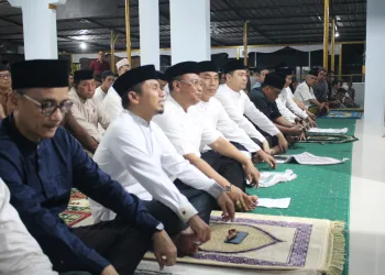 Momen Indah Walikota Parepare Sholat Tarawih Berjamaah Bersama Warga Binaan Masjid At Taubah Lapas IIA Parepare