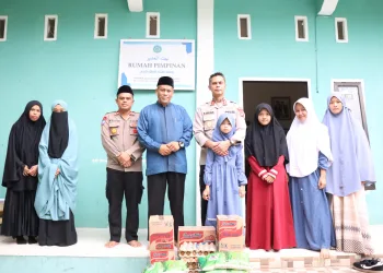 Kapolres Majene Salurkan Bantuan ke Ponpes Mintahul Jihad Tande & Yayasan Insan Qurani