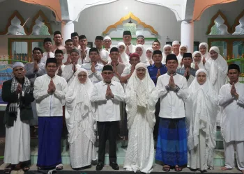 Pemkab Majene ajak Masyarakat  Tingkatkan Taqwa dalam peringatan Nuzulul Qur’an