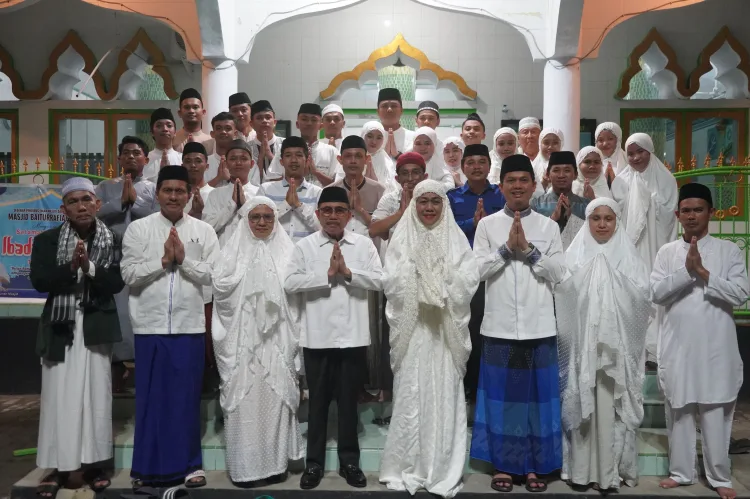 Pemkab Majene ajak Masyarakat  Tingkatkan Taqwa dalam peringatan Nuzulul Qur’an