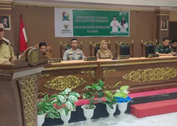 Serahkan Zakat, Bupati Majene Instruksikan Kepala perangkat daerah dukung pengumpulan Zakat