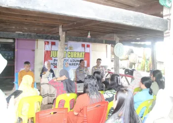 Polsek Ujung Polres Parepare Sosialisasikan Mudik Aman, Keluarga Nyaman Melalui Jumat Curhat