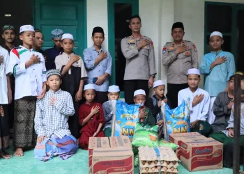 Berbagi Keberkahan di Bulan Suci, Kapolres Majene Gelar Bakti Sosial di Panti Asuhan Al Ma’wa Simullu