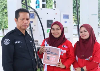 Sosialisasikan Penolakan Premanisme Berkedok Ormas, Kasi Humas Polres Majene Sasar Pegawai SPBU