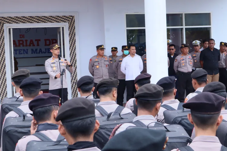 Ratusan Personel Polres Majene Diterjunkan kawal Aksi Damai