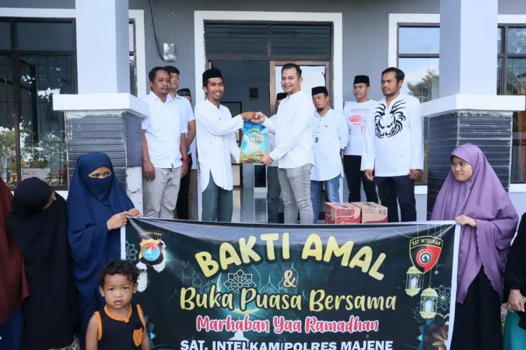 Berbagi Bersama Anak Yatim, Sat Intelkam Polres Majene Sambangi Panti Asuhan Hidayatullah