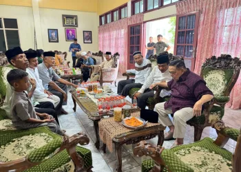 Wagub Sulbar open house di Rumah Jonga