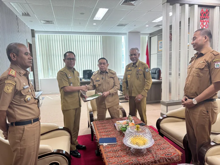 Junda Maulana Jadi Plt. Asisten II Setda Sulbar, Wagub Salim: Ini Amanah dan Pengorbanan, Bukan Sesuatu Yang Enak