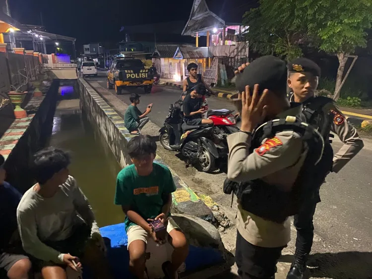 Cegah Gangguan Kamtibmas, Satuan Samapta Polres Majene Gelar Patroli Malam di Sejumlah Titik Rawan